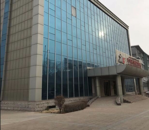 华春药业办公楼效果图